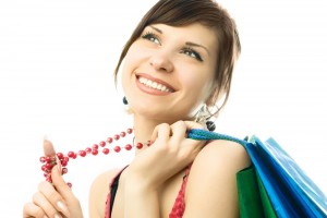 shutterstock.com (shopper daydreaming) (shutterstock)