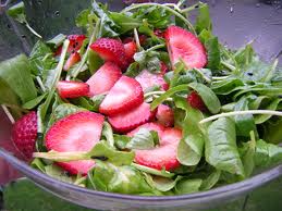 spinach strawberry salad