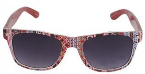 Forever21 Get them while they last! These wayfarer sunglasses are now on sale for a whopping $3. (Photo courtesy: forever21.com)
