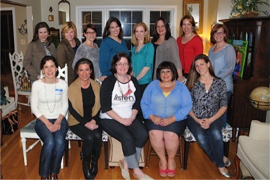 The D.C. Listen To Your Mother Cast, missing Cindy Green. (Photo: listentoyourmothershow.com)