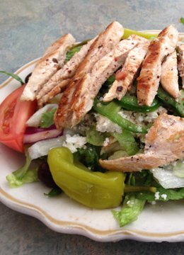 Greek Salad with Grilled Chicken Greek Salad with Grilled Chicken