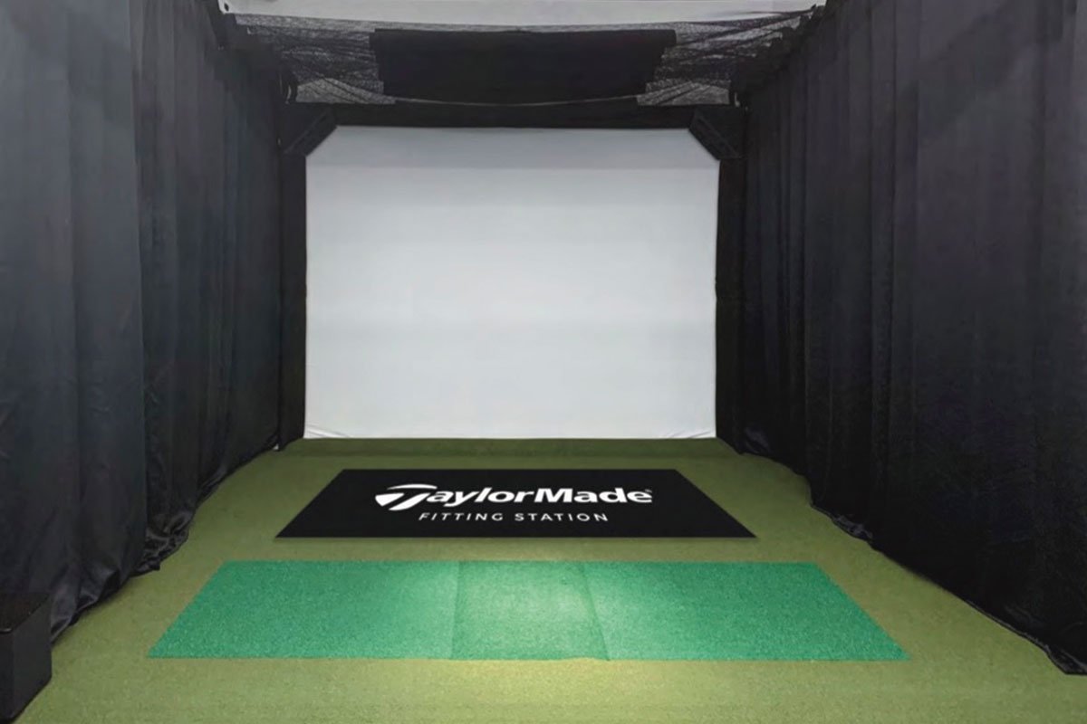 turf-based fitting station