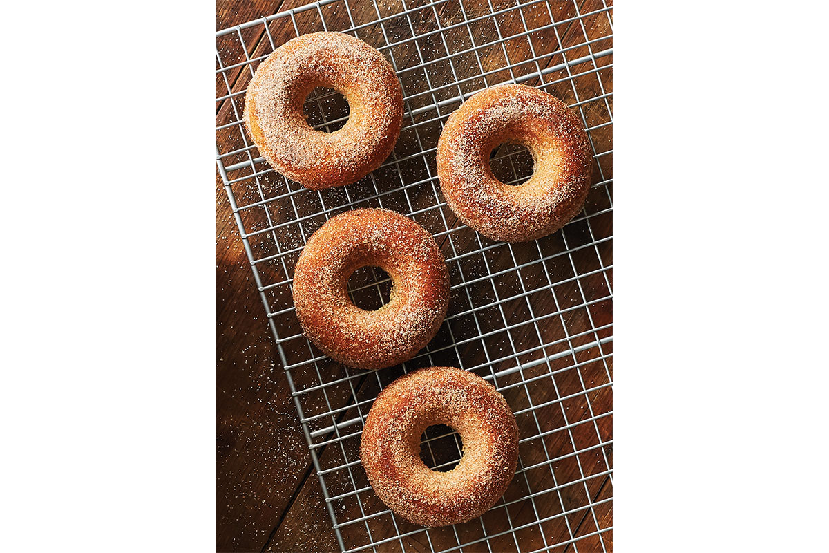 apple cider doughnuts