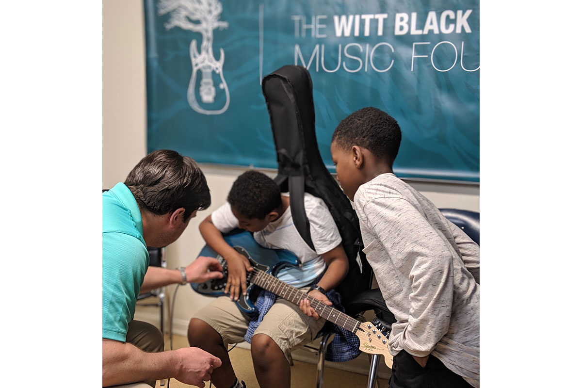 Westlake Legal Group two-kids-learning-guitar The Witt Black Music Foundation inspires young musicians in NoVA Teaching Profiles nonprofit musicians music lessons Music guitar Education Culture Features Culture Community